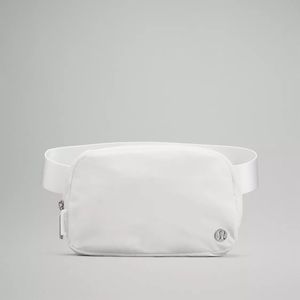 NWT Lululemon Everywhere Belt Bag - White